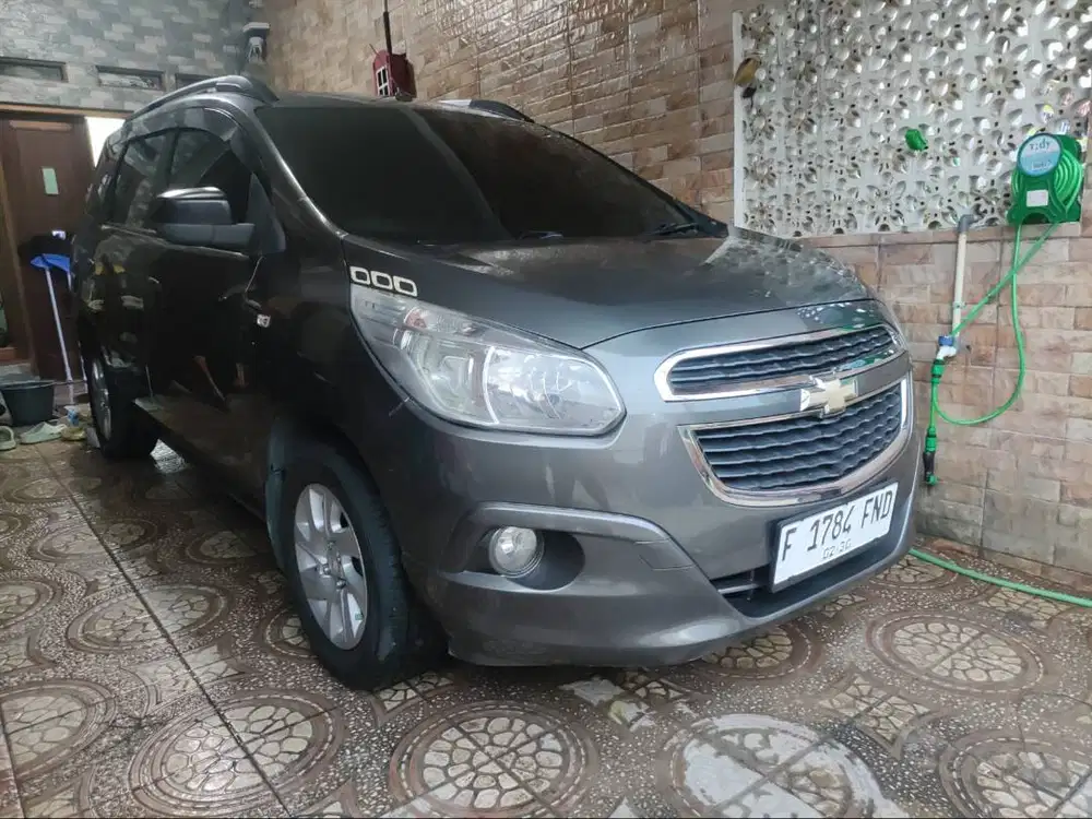 Chevrolet Spin LTZ 1500 AT Bensin