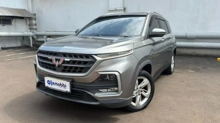 Wuling Almaz 1.5 Smart Enjoy 7-Seater Bensin-AT 2019 Abu-Abu
