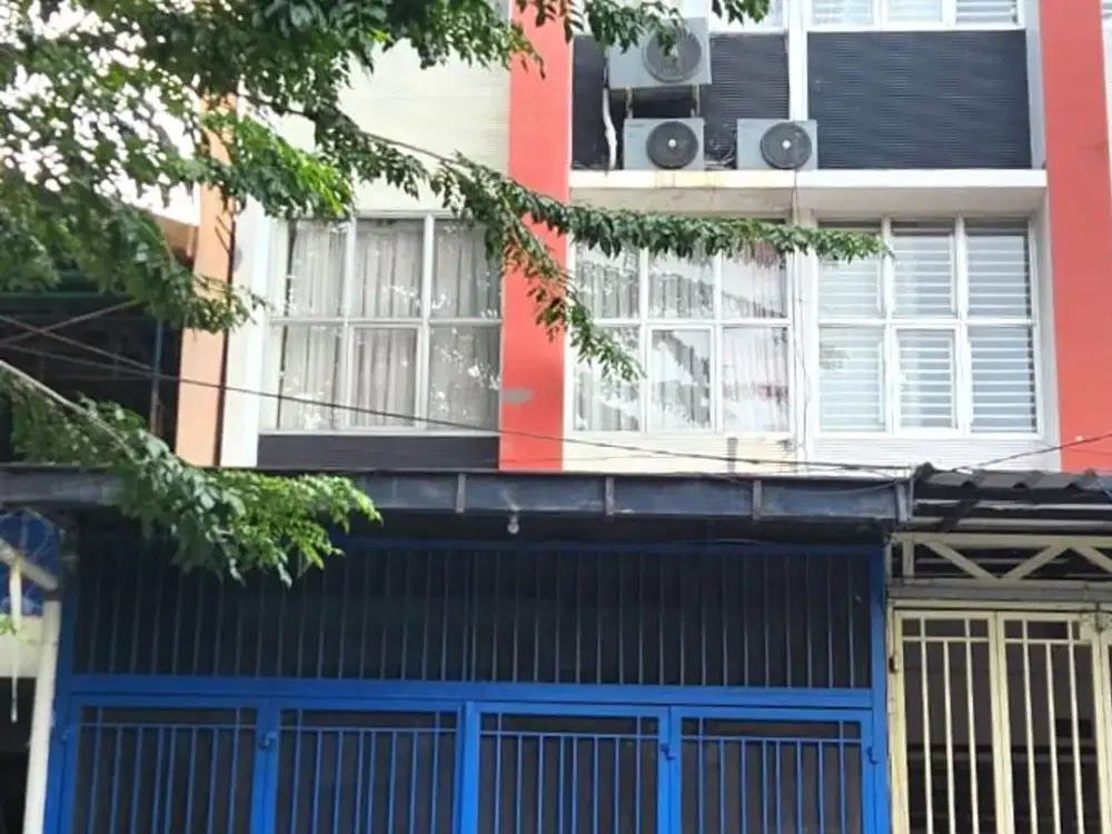 Ruko hadap jalan raya 90m Pluit Penjaringan Jakarta Timur