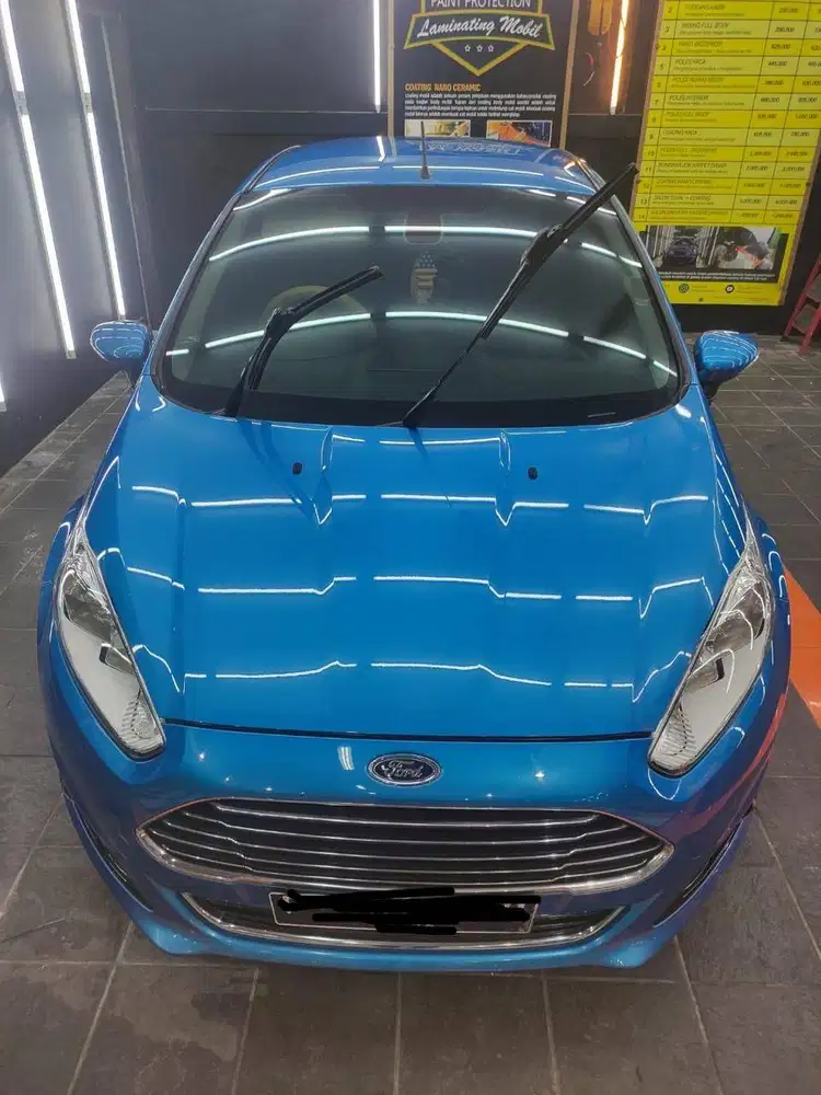 Ford Fiesta 1.5 L AT (matic 2014 asli biru)