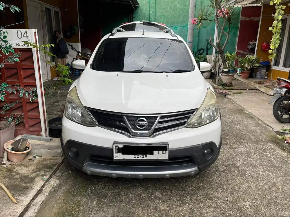 Grand Livina X-Gear 2014 AT