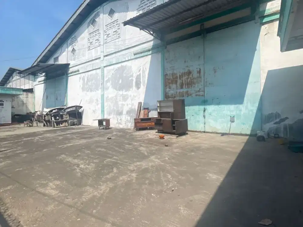 Gudang Siap Pakai Lokasi Strategis Margomulyo Indah