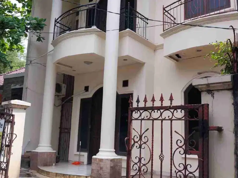 Dijual harga terbaik 2025  rumah klasik siap huni di Bumi Malaka Asri III