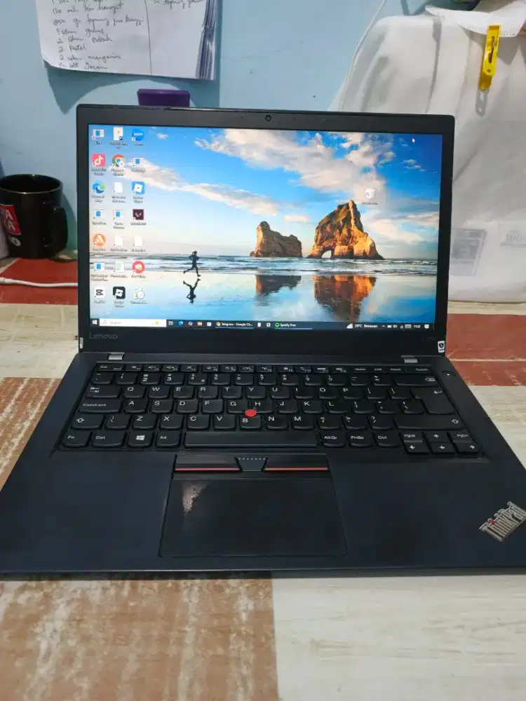 Dijual cepat laptop Lenovo Thinkpad T470S