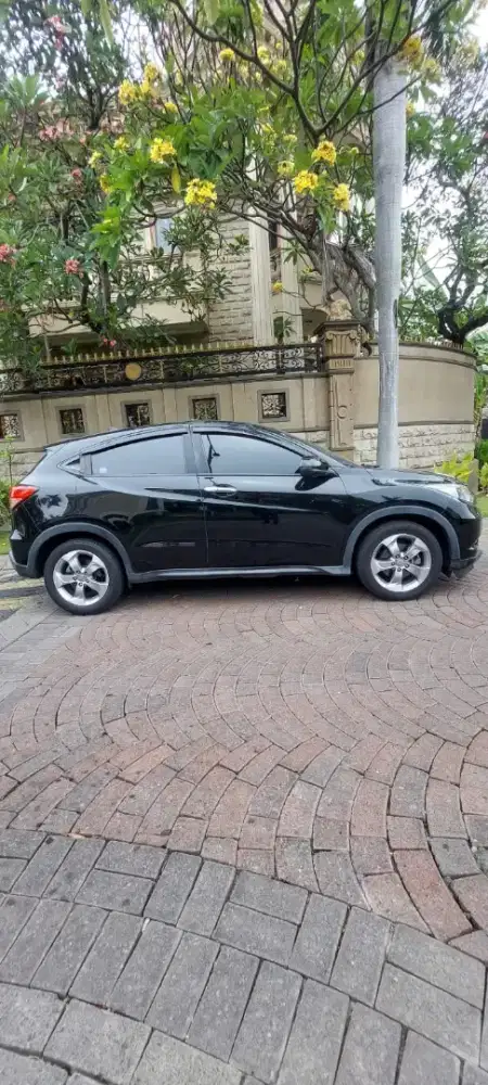 HRV E CVT 2018 MATIC SANGAT BAGUS LUAR DALAM TANGAN 1 NOPOL L