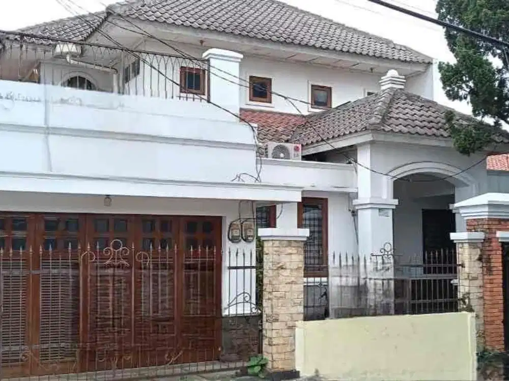 FH573 JUAL RUMAH MEWAH DENGAN KOLAM RENANG DI CIBUBUR
Harjamukti, Cimanggis, Depok