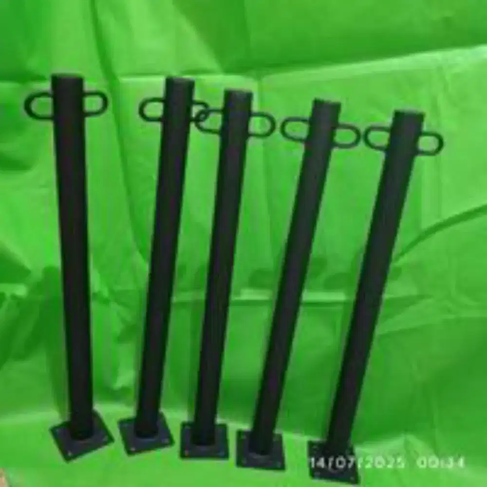 Besi Pembatas parkir