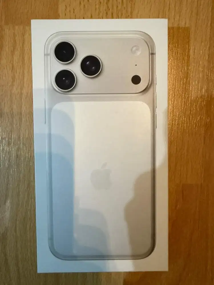 Dijual iPhone 17 Pro Max 256Gb Silver - iBox