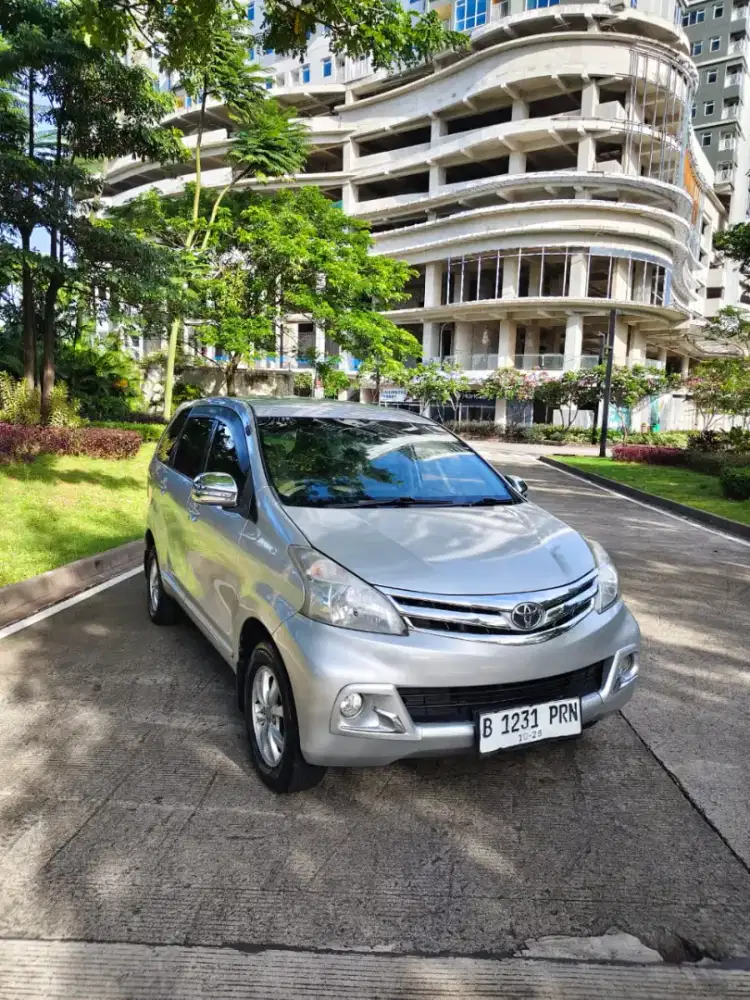 Jual Avanza Veloz AT tahun 2012