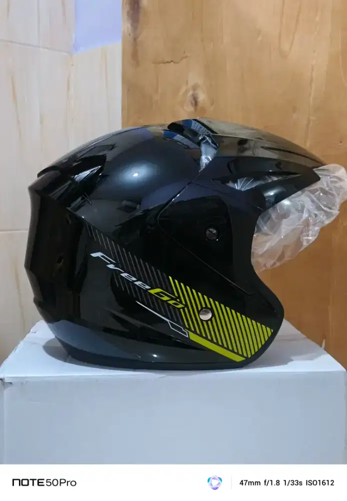 Helm Yamaha Freego Hitam