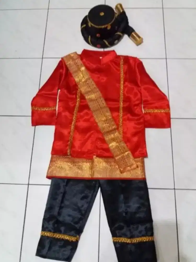 Baju adat Nusantara/ baju adat Batak Mandailing/ anak laki-laki