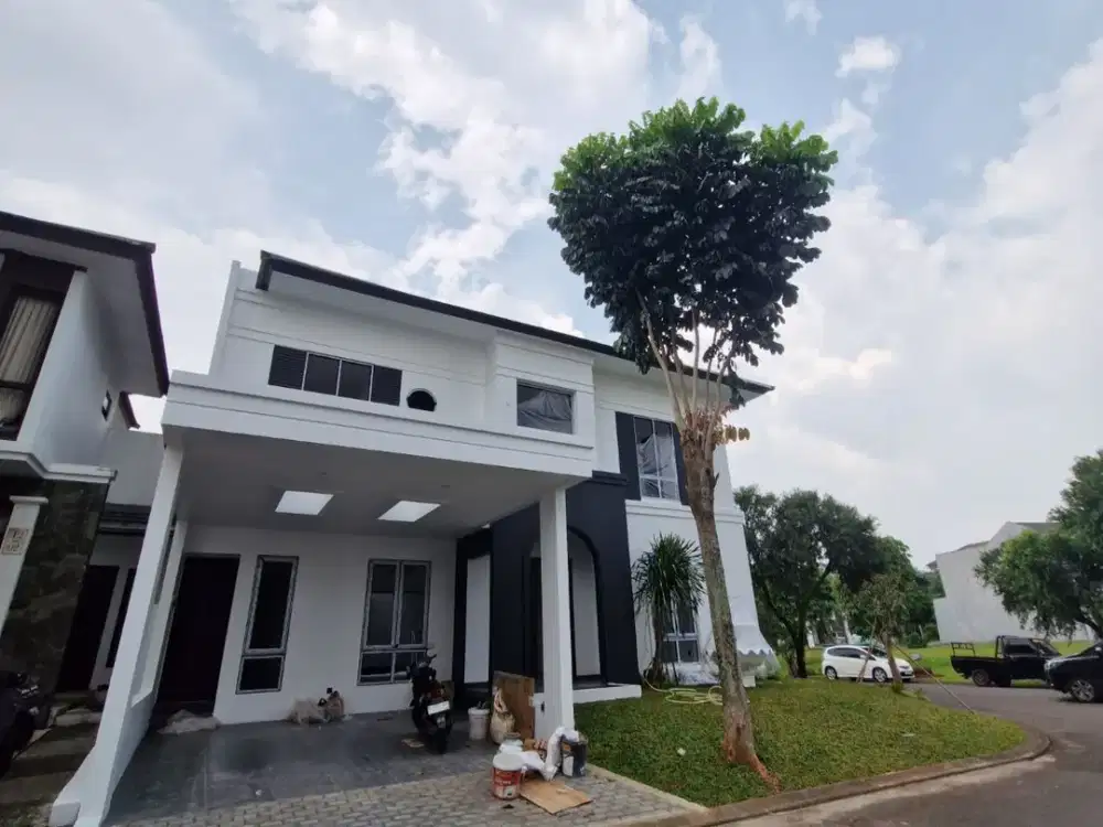 Jual Rumah Bangunan Mandiri Classic Modern ada Swimming Pool Avani BSD City