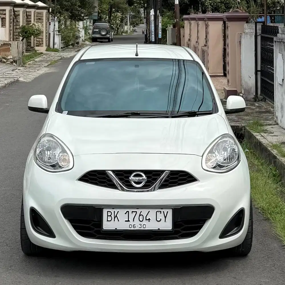 Nissan March 1.2 Matic 2015