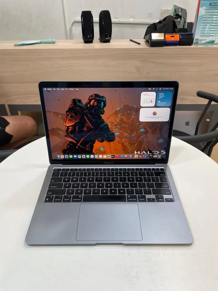 MacBook Air M1 2020 8/256GB ex ibox