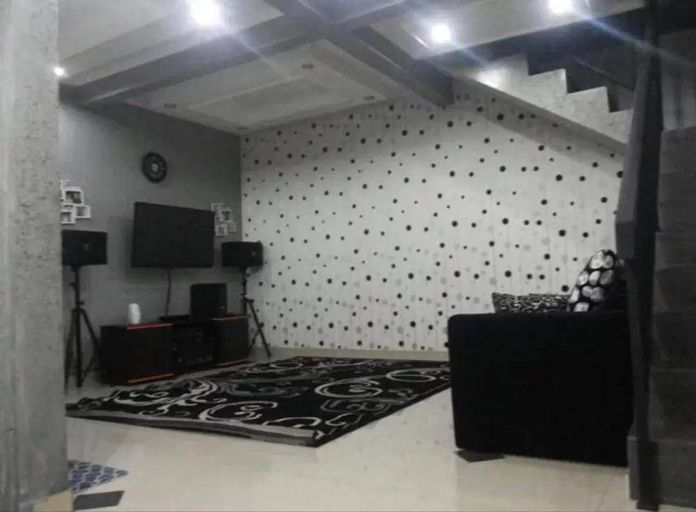 Dijual Rumah Siap Huni di Komplek Mulyagolf Residence Cisaranten Wetan