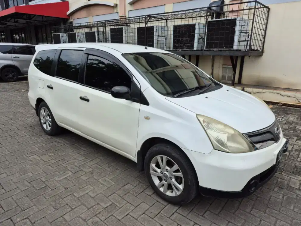 Nissan Grand Livina 1.5 Sv mt 2012