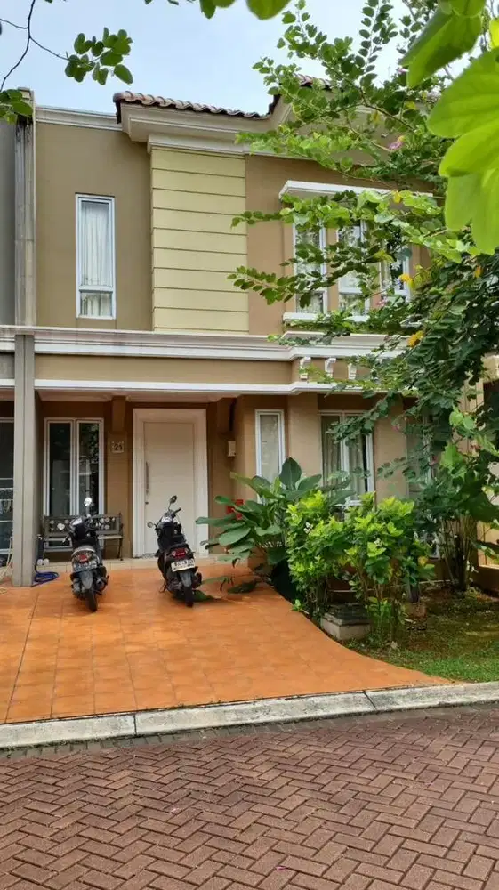 Dijual Rumah Rapi dan Siap Huni di Cluster Karelia Gading Serpong
