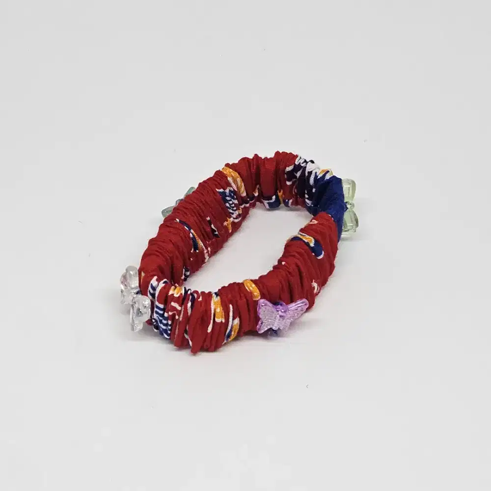 Gelang batik merah