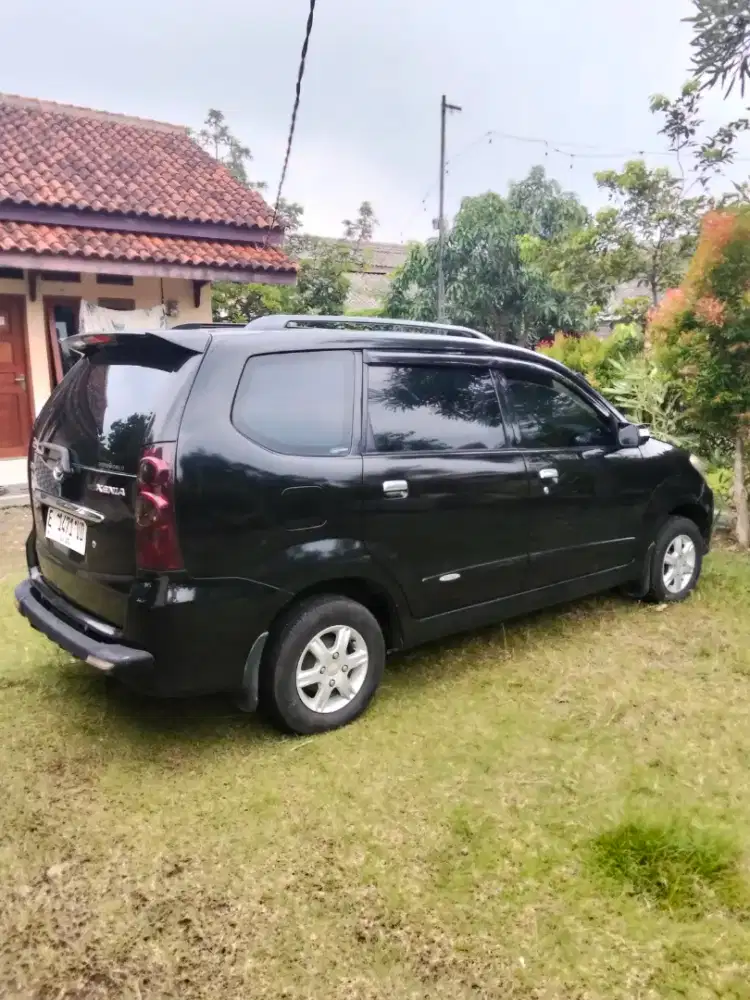 Xenia LI sporty 2010 siap pakai