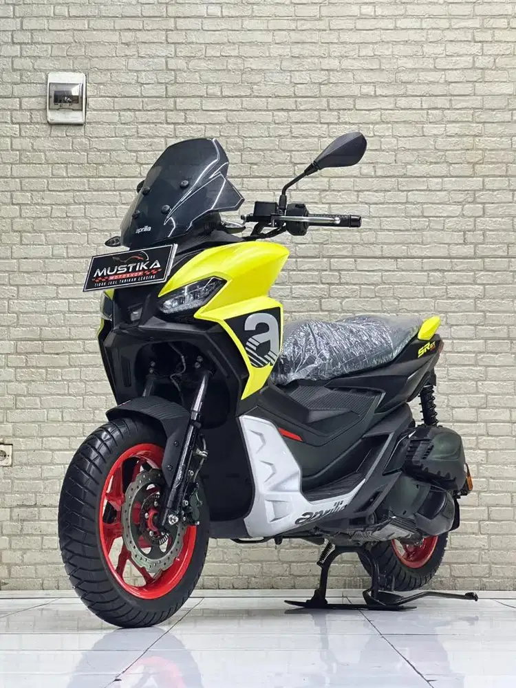 Aprillia SR GT 200 ABS Reg 2024 Super like new - Zaki Mustika