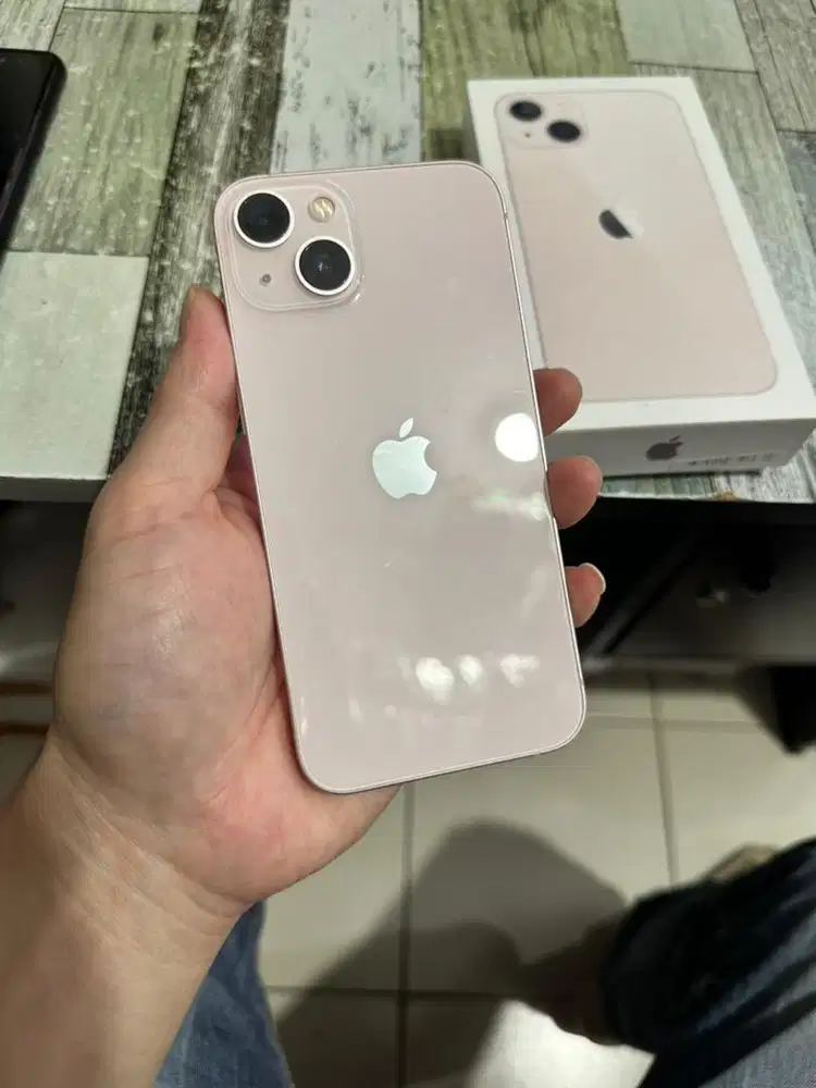 Iphone 13 128 ibox istimewah fullset mulus harga net aja