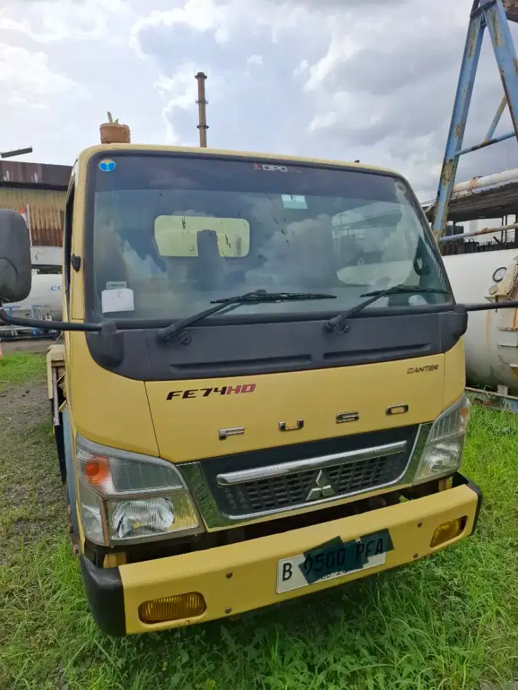 MITSUBISHI CANTER FE 74 HD, TANGKI 5000 LT