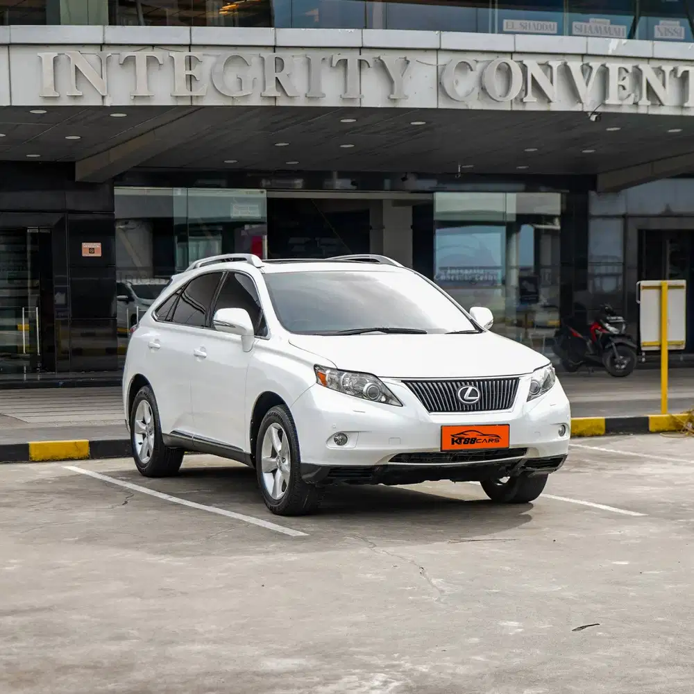 LEXUS RX270 HK (Black interior) METIC 2011
