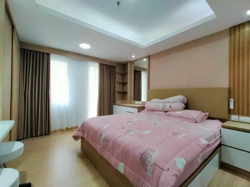 Disewakan unit cakep Apartemen Royal Mediterania Studio Furnish Baru Interior Lokasi Strategis Tanjung Duren dekat Central Park Mall Fasilitas terbaik