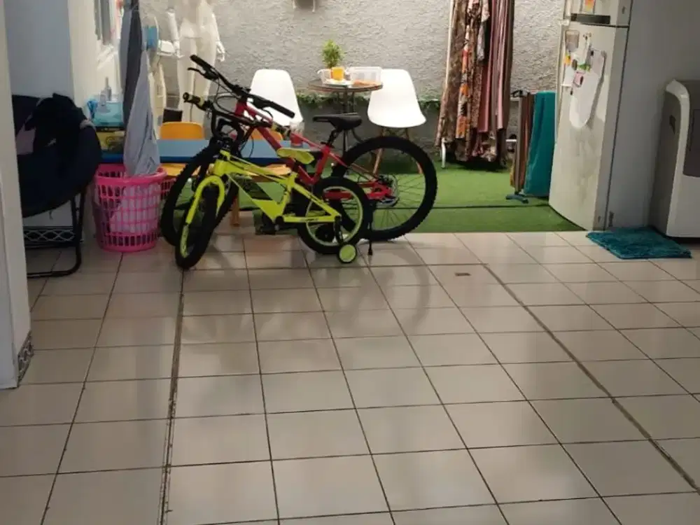 Dijual Rumah Nyaman Terawat Siap Huni Lokasi di Kota Baru Parahyangan Tatar Banyak Sumba Bandung