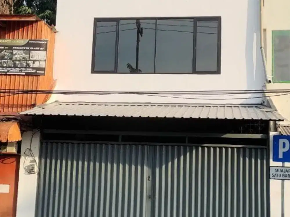 Ruko Peneleh 3 LANTAI, STRATEGIS