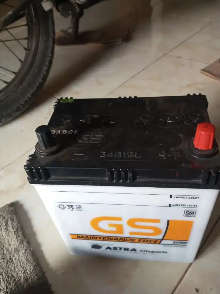 Menerima jual beli aki bekas borong atau satuan