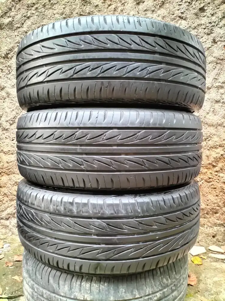 BAN 195/55 R16 BRIDGESTONE TECNHO SPORTS