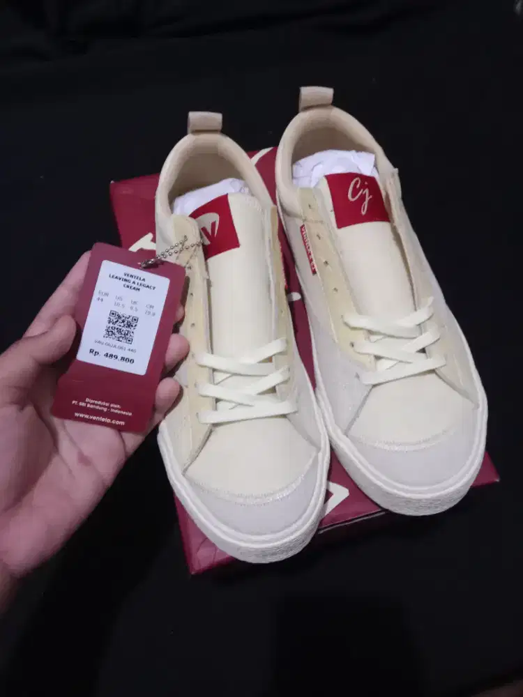 Sepatu ventela x chico Jericho