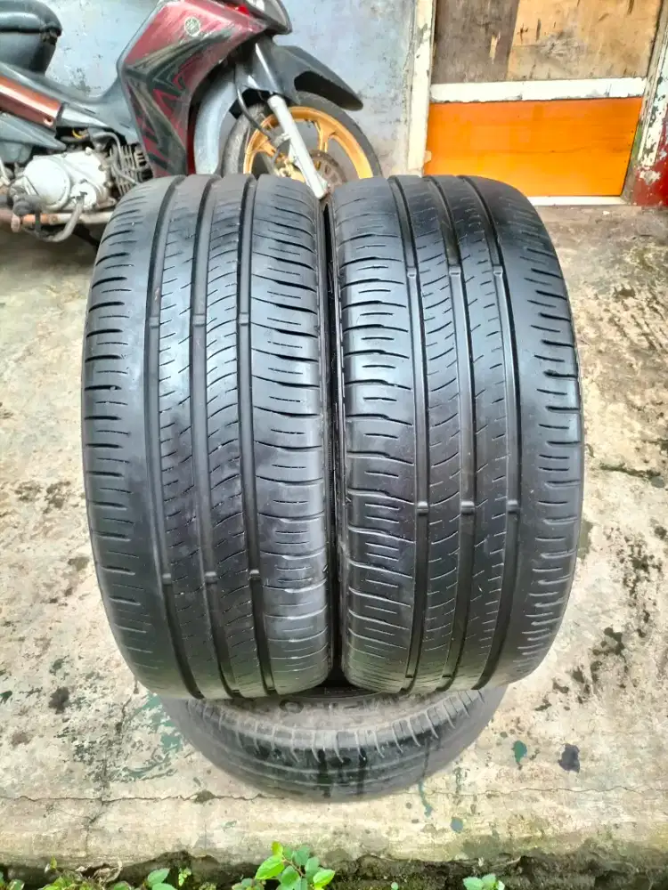 BAN 195/50 R16 DUNLOP ENASAVE EC300+