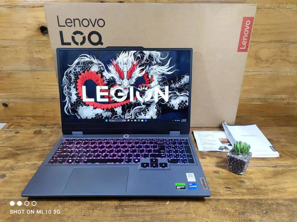 Lenovo LOQ 15IRX9 Intel i7-13650HX 12GB/512GB RTX3050 6GB FULLSET