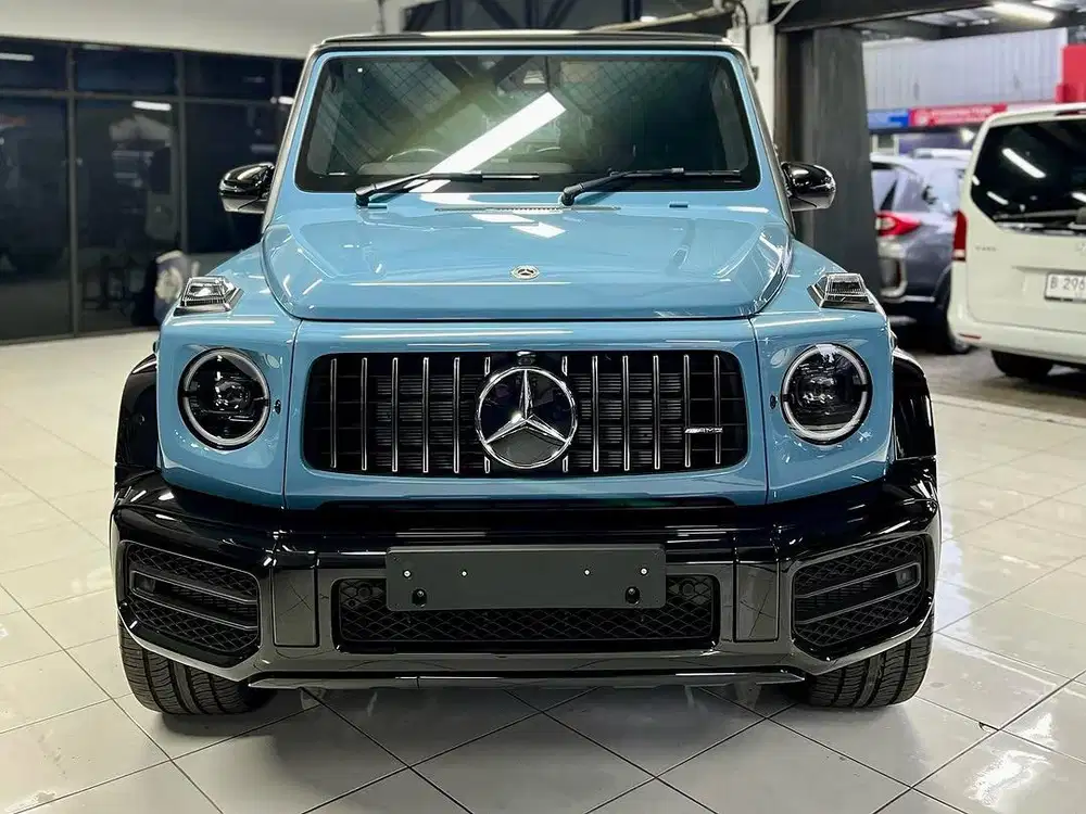 Mercedes-Benz G63 AMG Vintage Blue