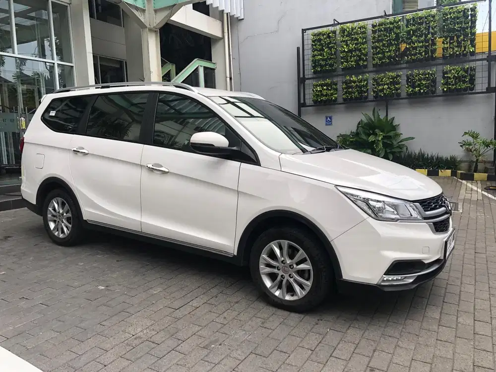 Wuling Cortez 2023 Bensin