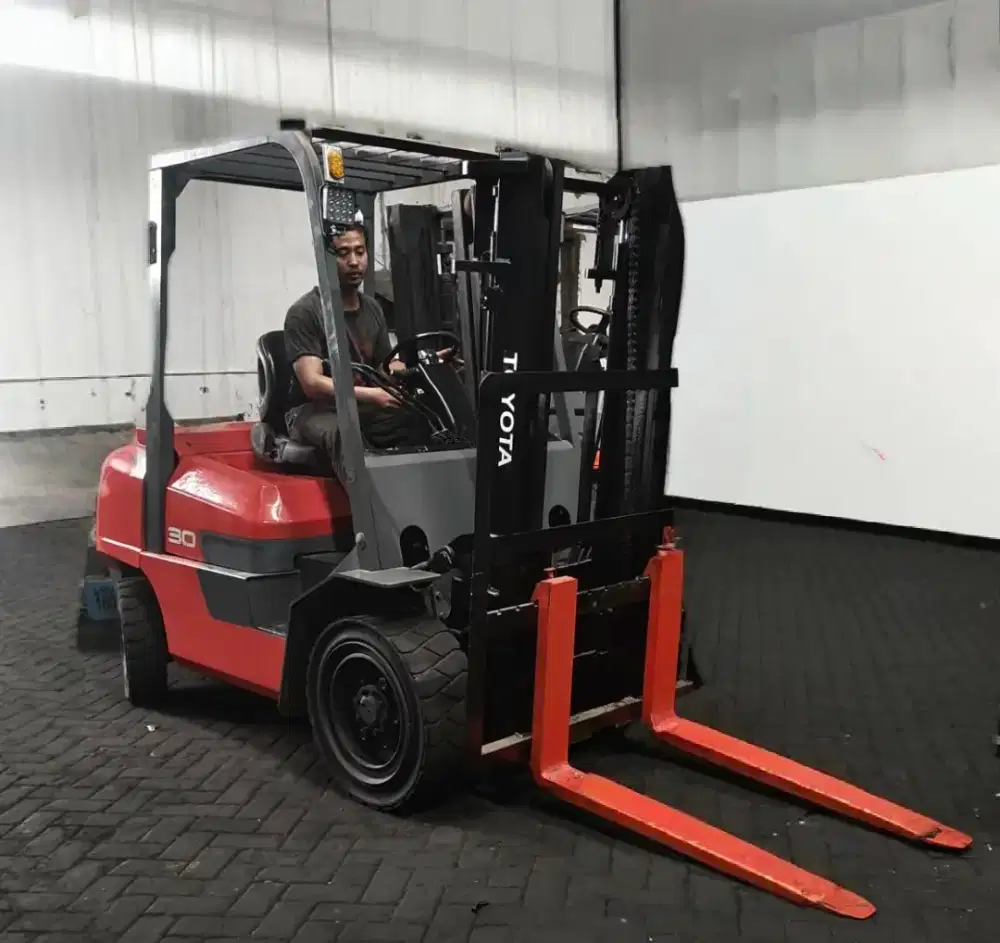 Forklift 3 ton 2021Toyota