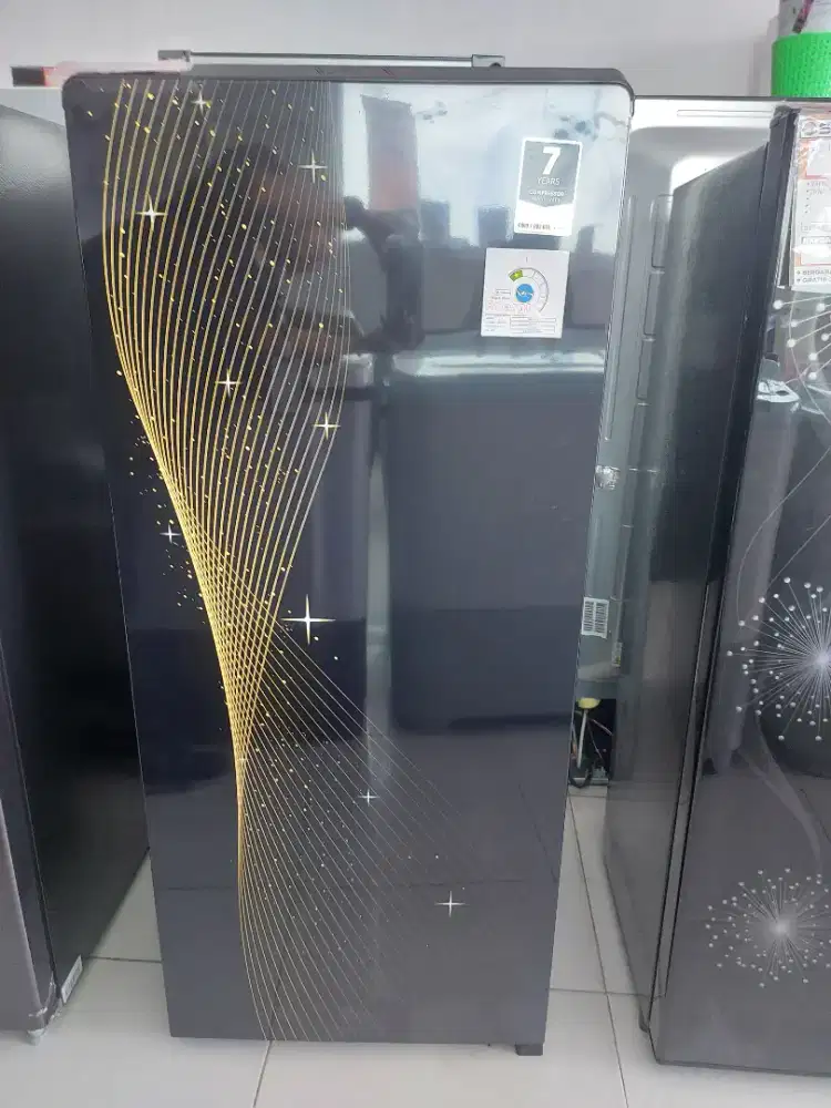 Lemari es 1 pintu Aqua