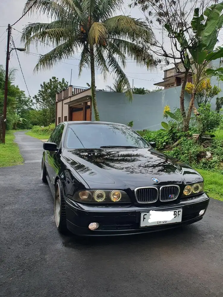 BMW E39 530i tahun 2003 AT jual cepaaatt murah