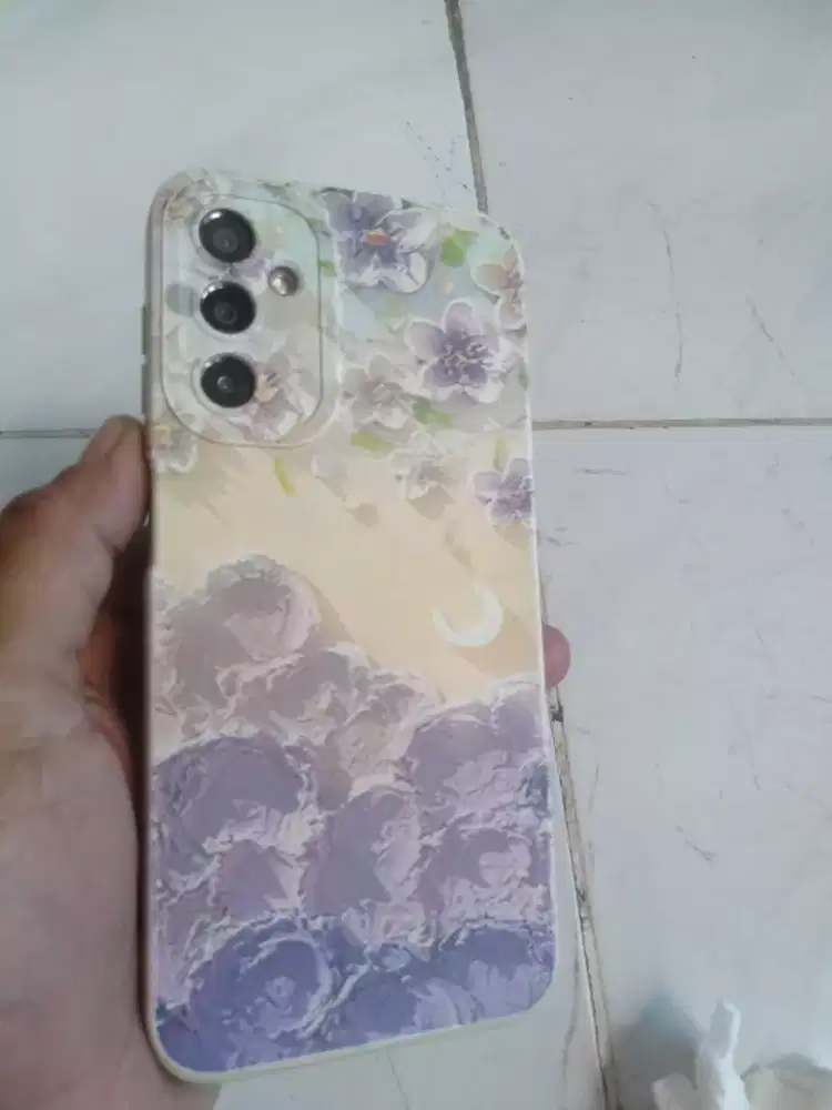 Aksesoris jual hape Samsung a14 ram6/128 5G minus abis jatuh matot .