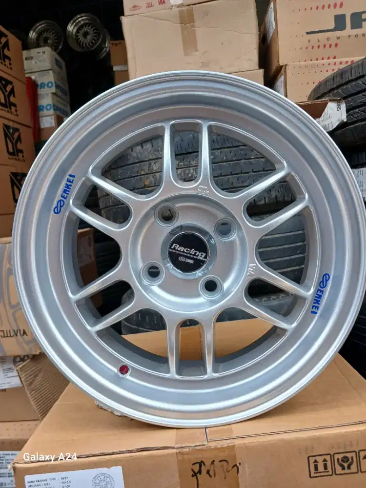 Enkei Rpf1 ring 14 lebar 5,5 pcd 4x100 ET 35 wuling air ev