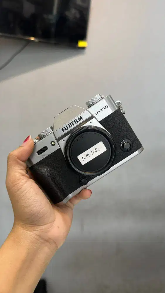 FUJIFILM X-T10 BODY ONLY SILVERICM 1142