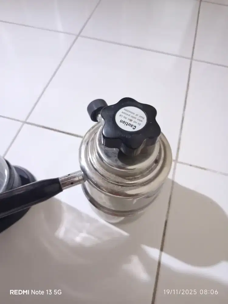 Bellman dan alat soda