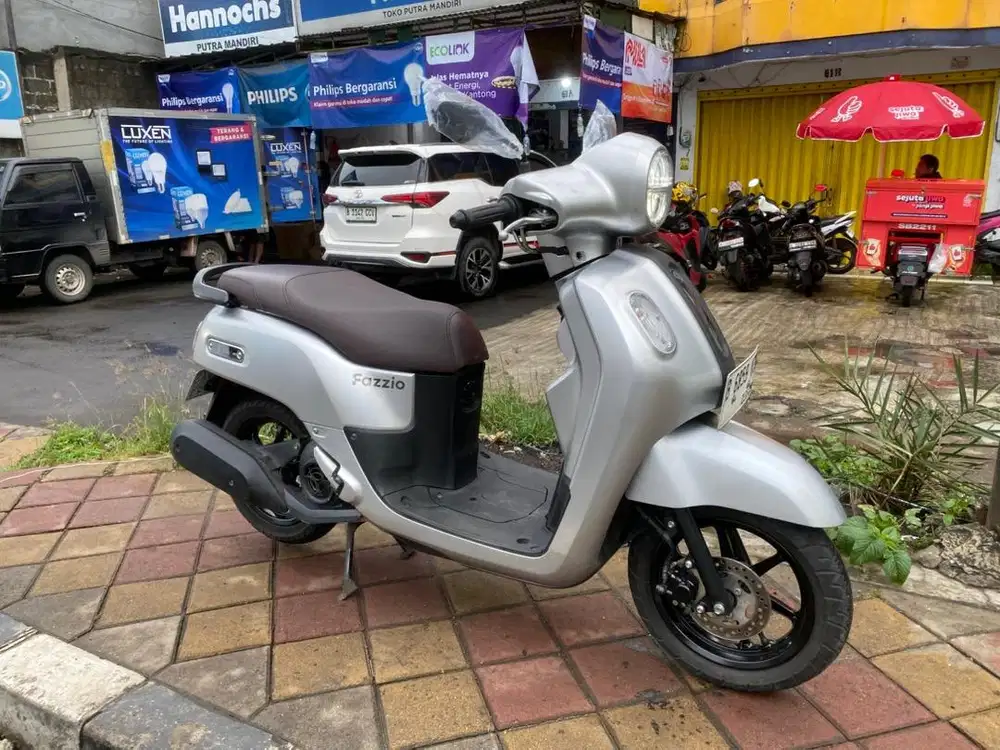 YAMAHA FAZZIO LUX KEYLESS CONNECTED LED FI 2024 MESIN SEGEL