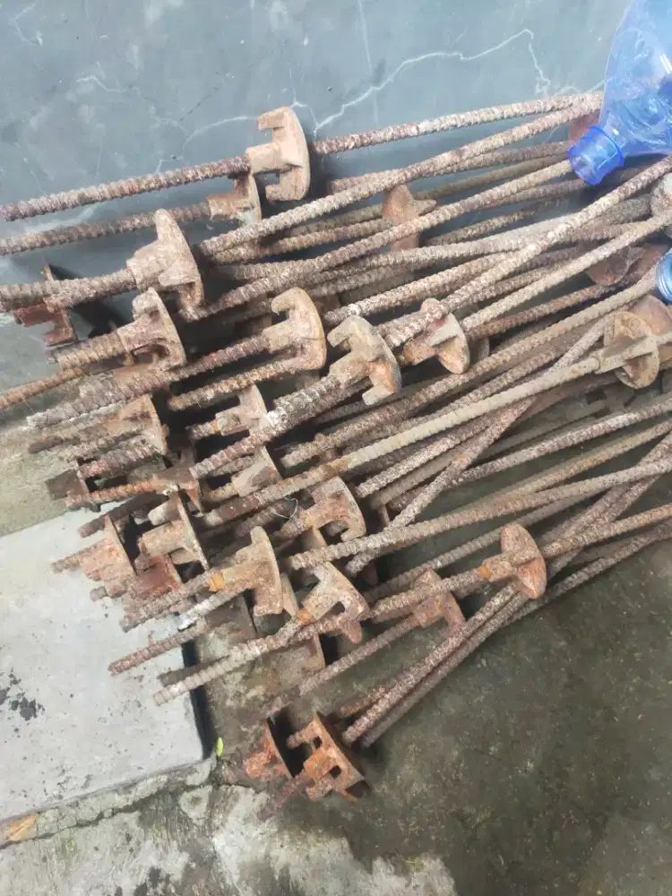 Terot /alat untuk bekesting kolom