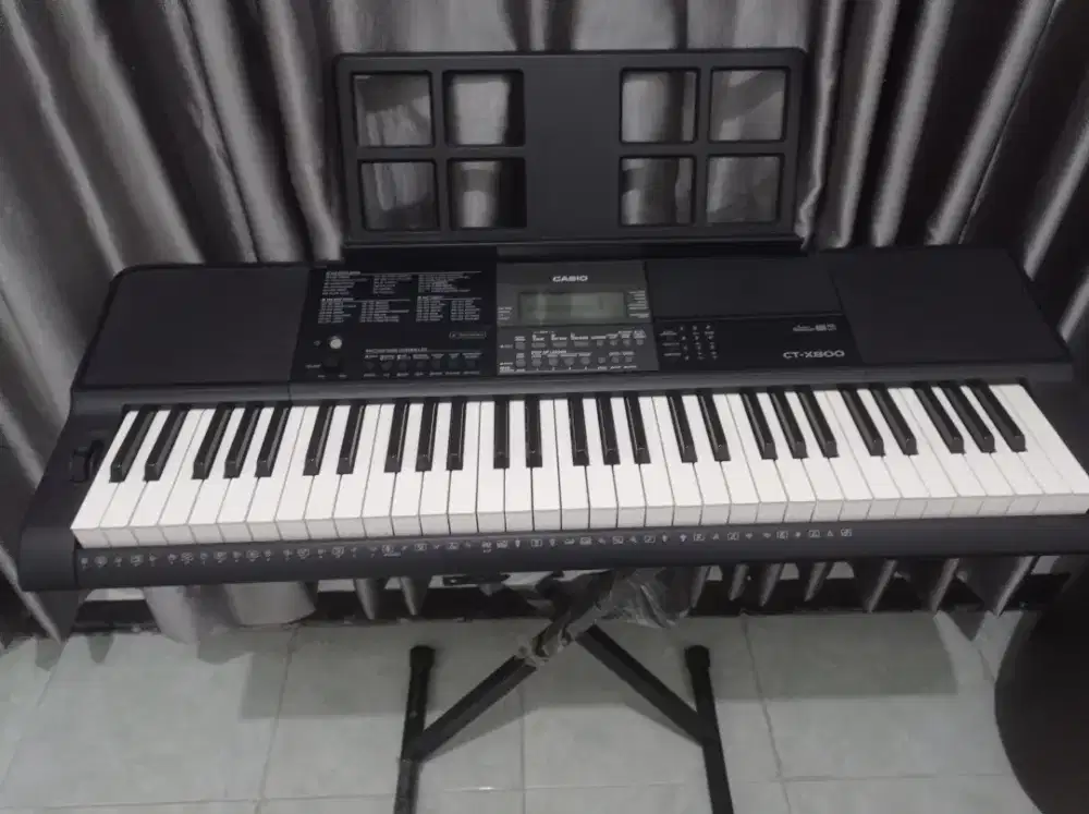 Keyboard Casio CXT 800