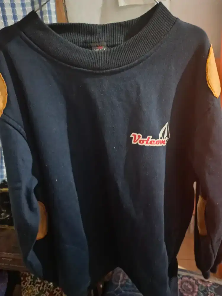 Jaket sweater volcom