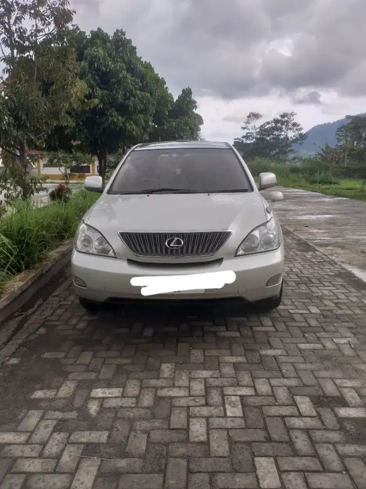 Harrier 2003 silver 3000 cc v6 automatic