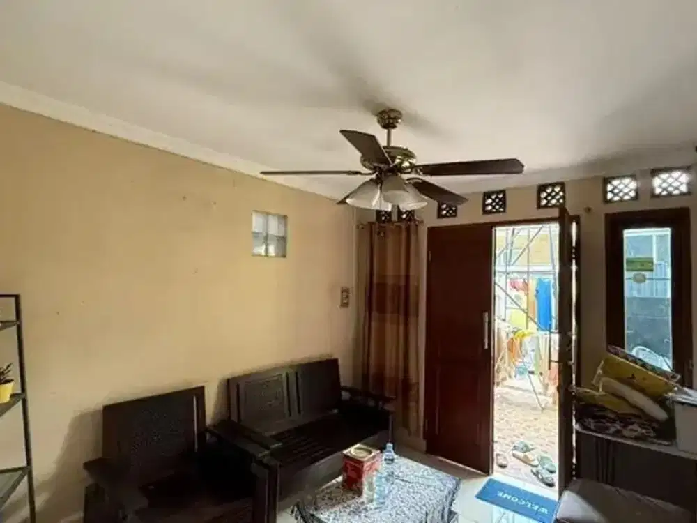 Dijual rumah di Cengkareng Indah